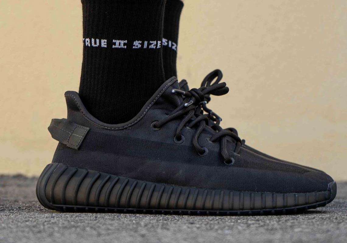 Adidas yeezy boost 350 v2 black 04 best sale