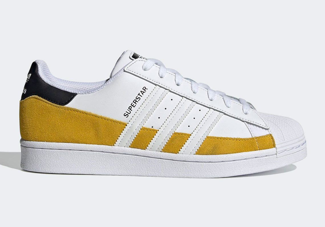 Adidas Superstar Hazy Yellow Fx5570 1