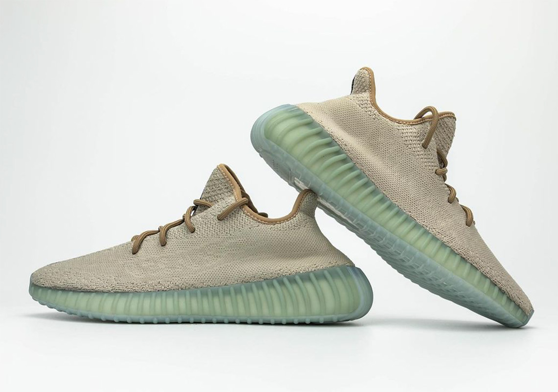 A New adidas Yeezy Boost 350 v2 Style Emerges With New Stitch Detail ...
