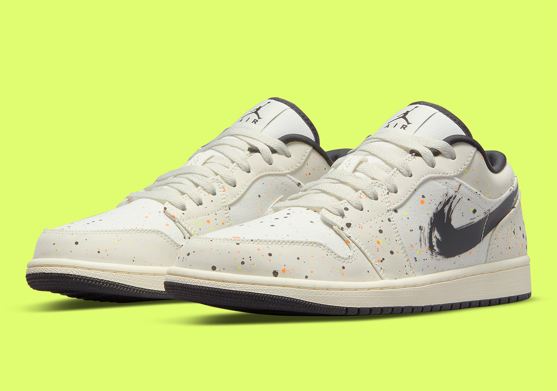 Air Jordan 1 Paint Splatter Brushstroke 