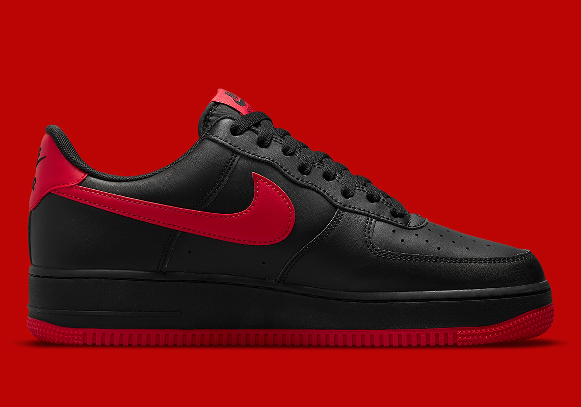 black and red air force ones