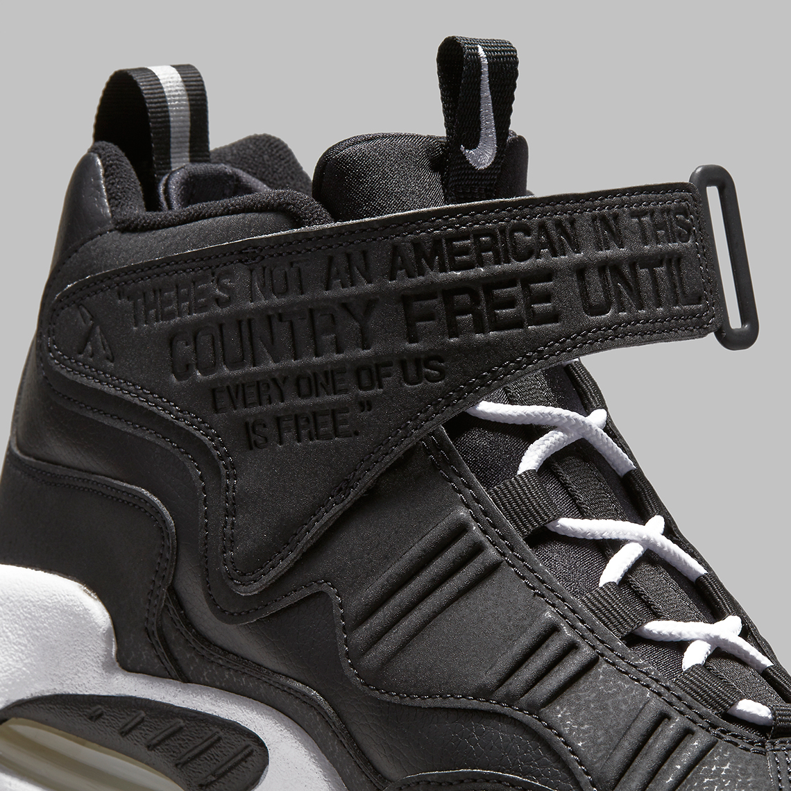 black and white ken griffey jr shoes