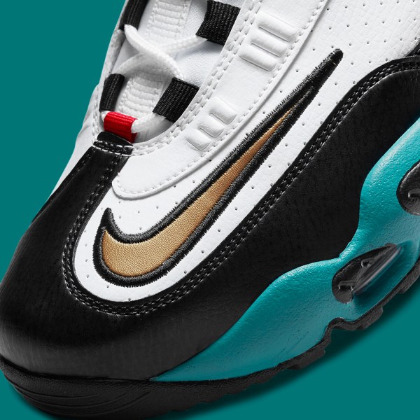 sweetest swing griffey shoes