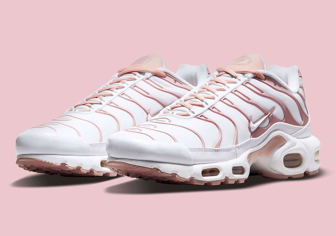 nike air max plus pink and white