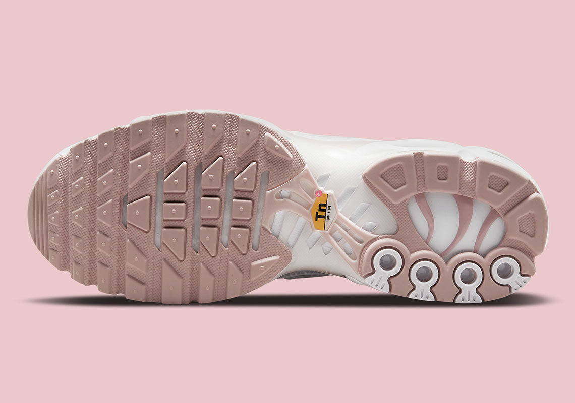 Nike Air Max Pink White Dm2362 101 8