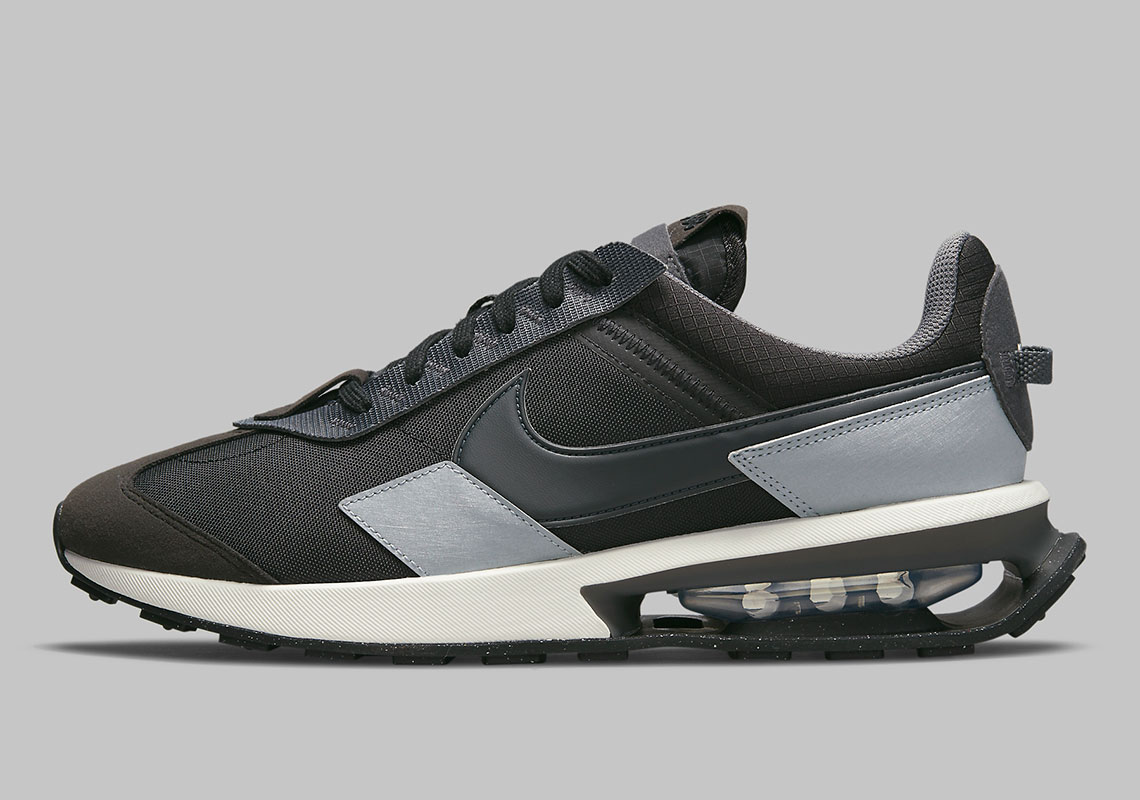 white 'air max trainers with black tick