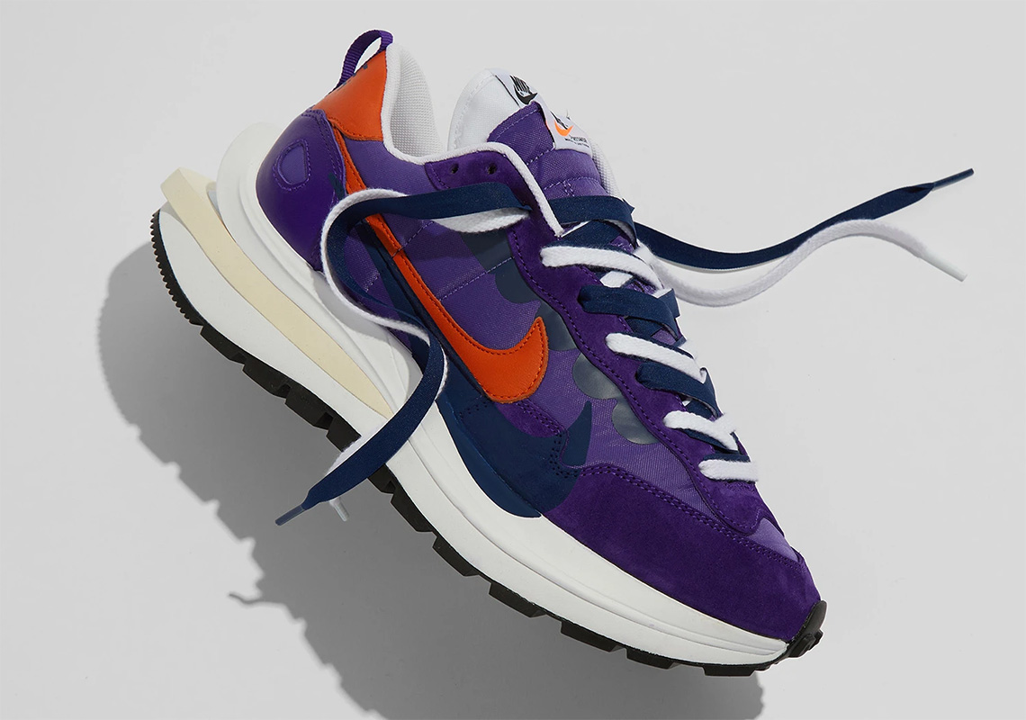 sacai Nike VaporWaffle Dark Iris DD1875-500 Store List | SneakerNews.com