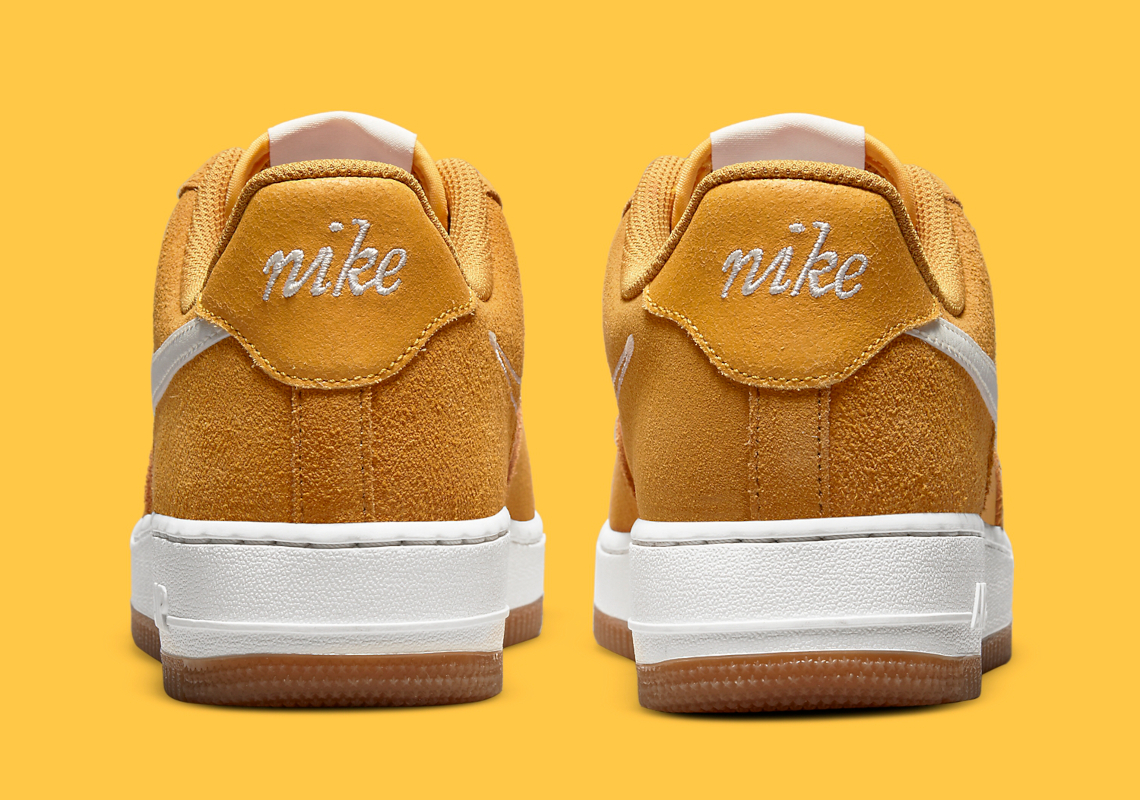 Nike air force 1 flyknit 2.0 gold clearance suede