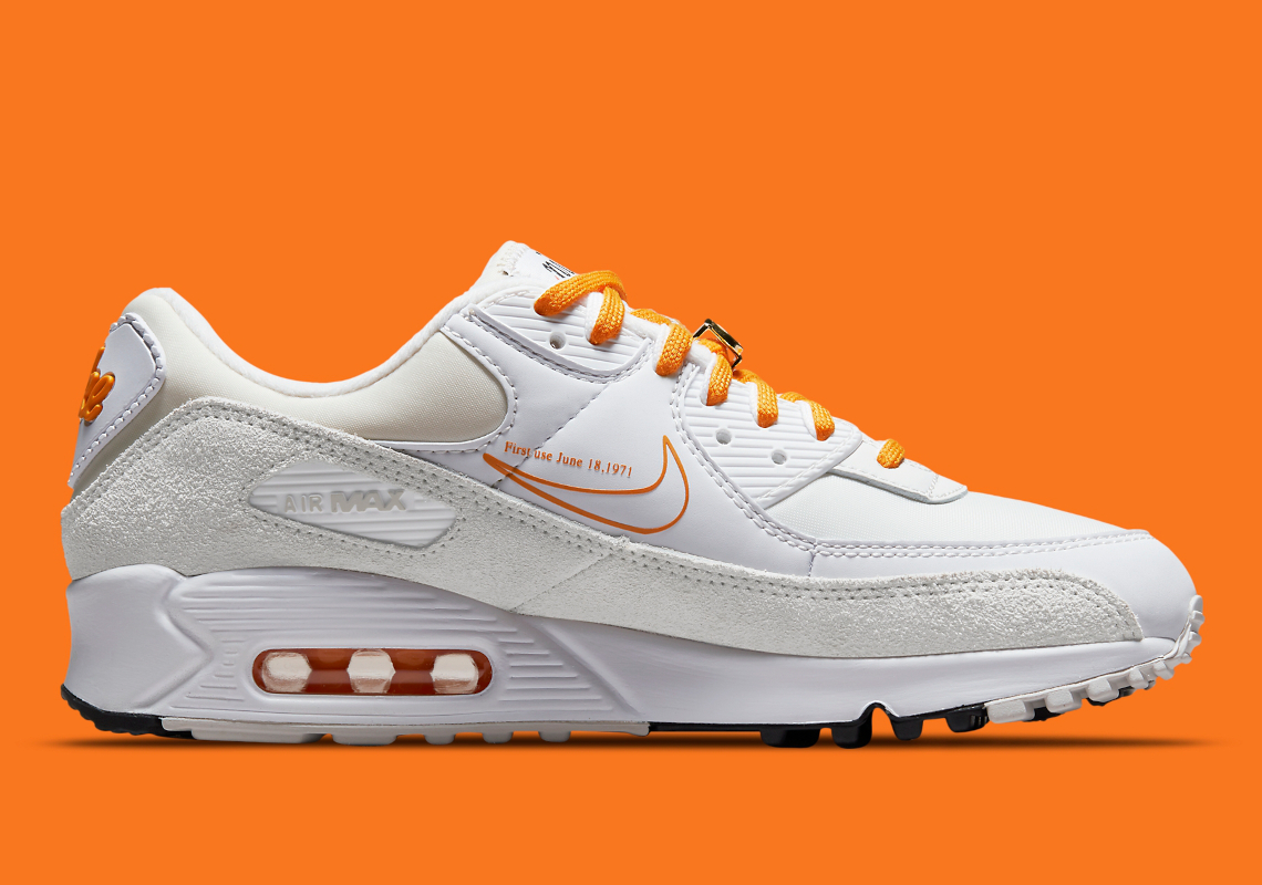 Brand'e Link The Latest Nike Air Max 90 “First Use” Features Sparse