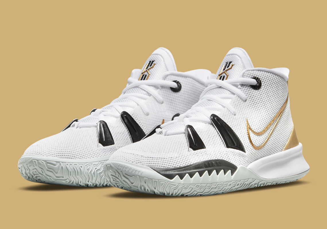 Kyrie irving shoes white and clearance gold