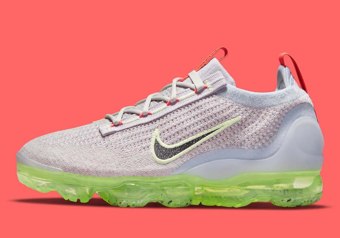 lime green vapormax womens