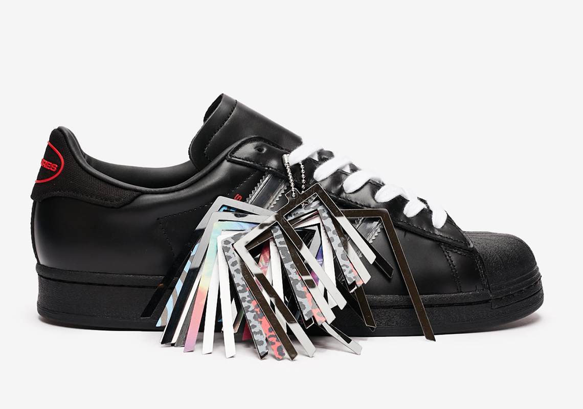 Melancólico Consulta Tesauro PLEASURES adidas Superstar GY5691 Release Date | SneakerNews.com