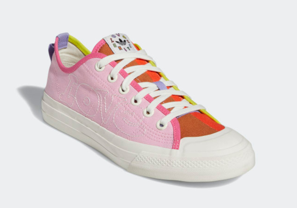 Adidas nizza cheap pride femme