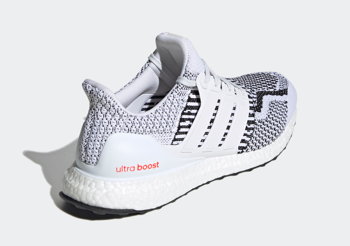 Adidas ultra boost discount zebra