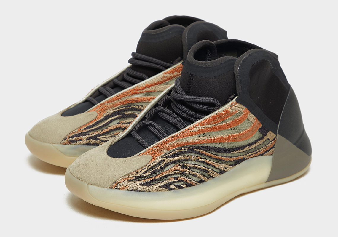 adidas Yeezy Quantum Flash Orange GW5314 Release Date | SneakerNews.com