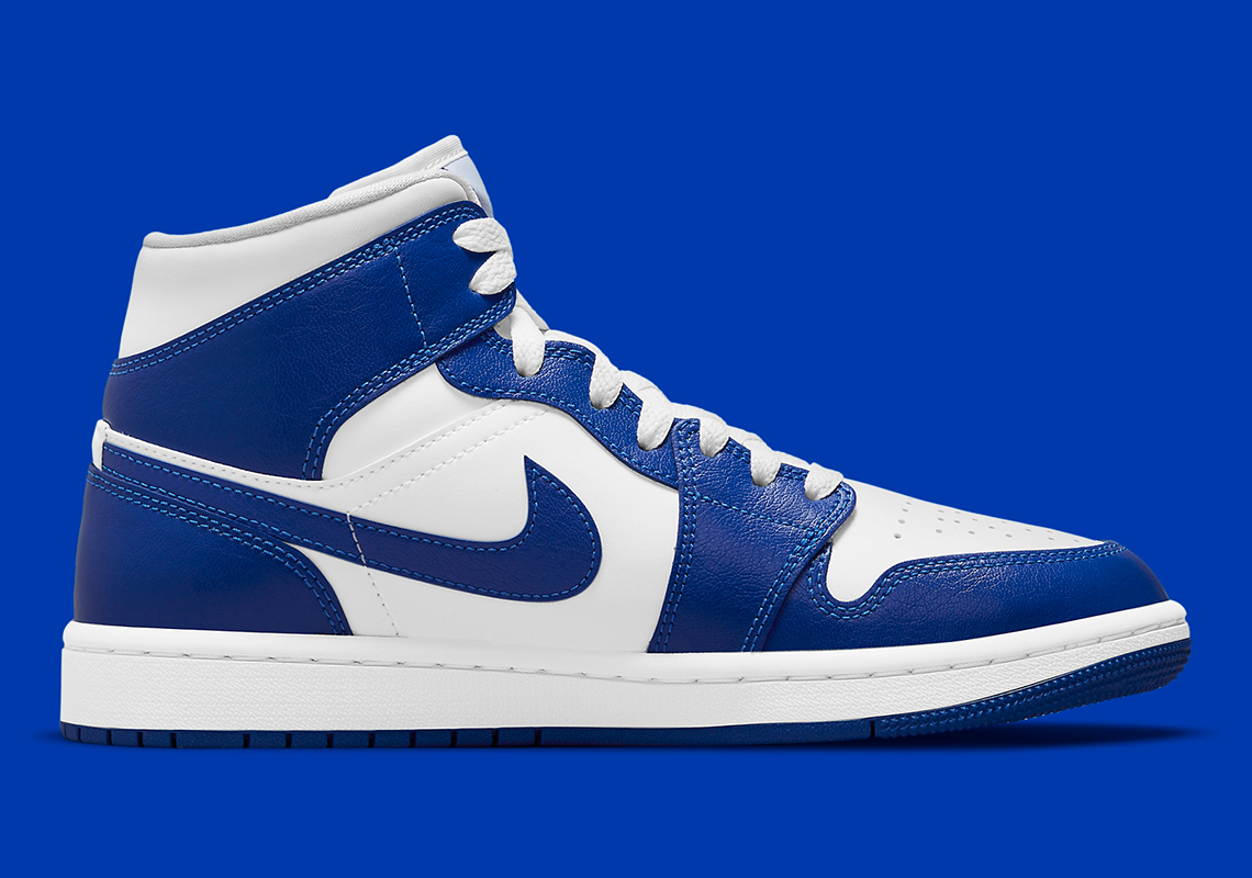 air jordan 1 mid kentucky women's