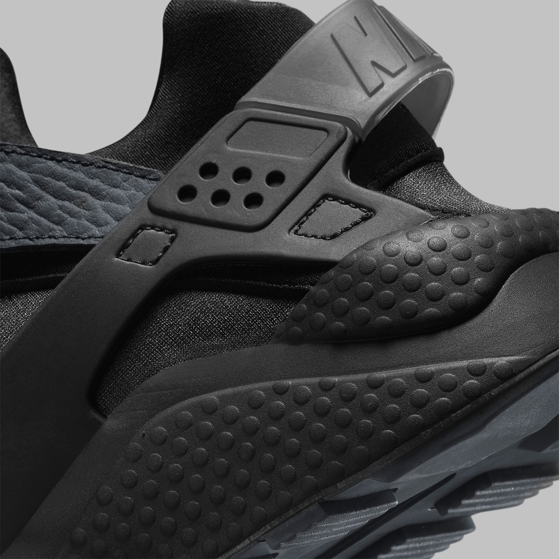 Nike Air Huarache Black Tumbled Leather | SneakerNews.com