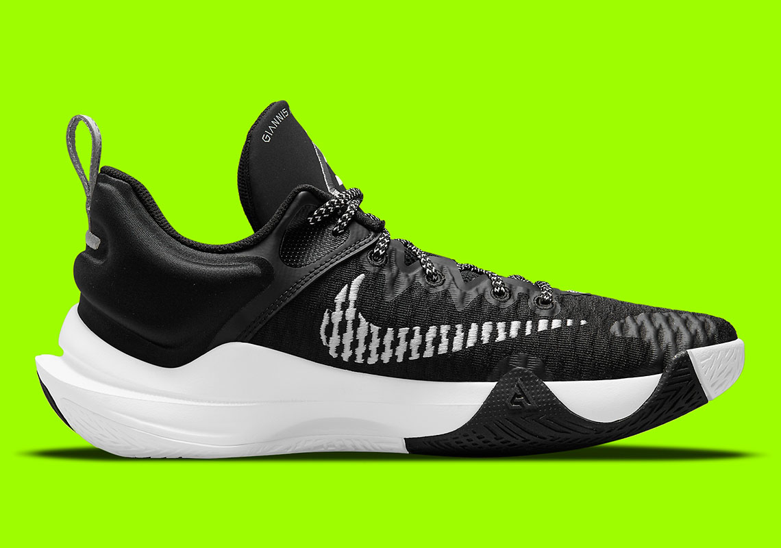 nike black am26