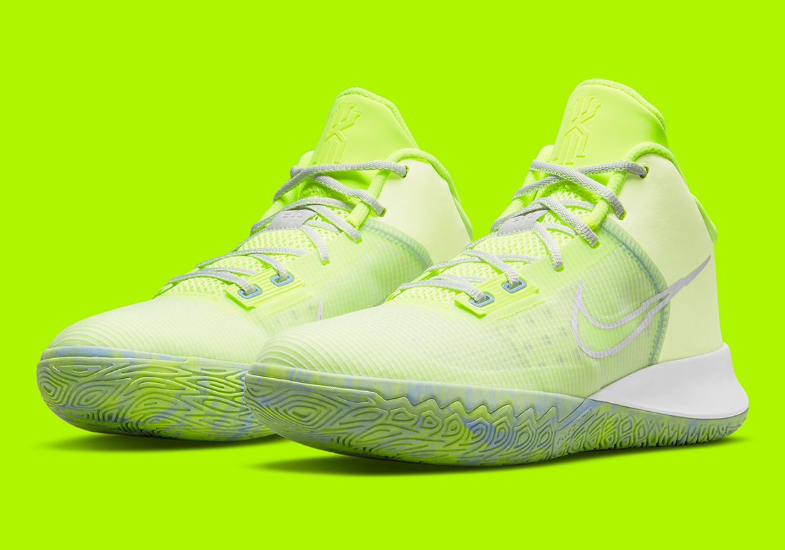 Punchy Volt Uppers Appear On The Nike Kyrie Flytrap 4