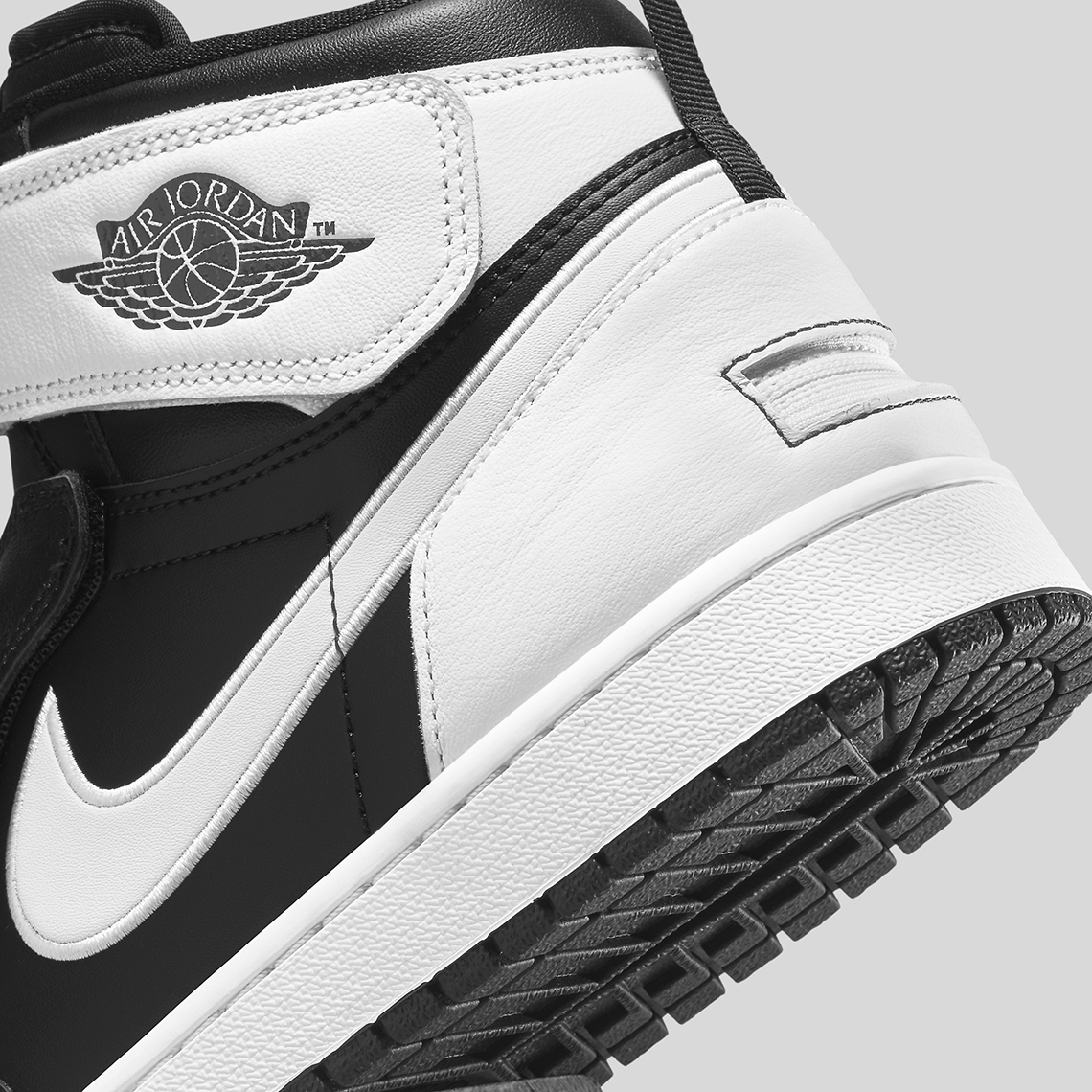 air jordan 1 high flyease panda