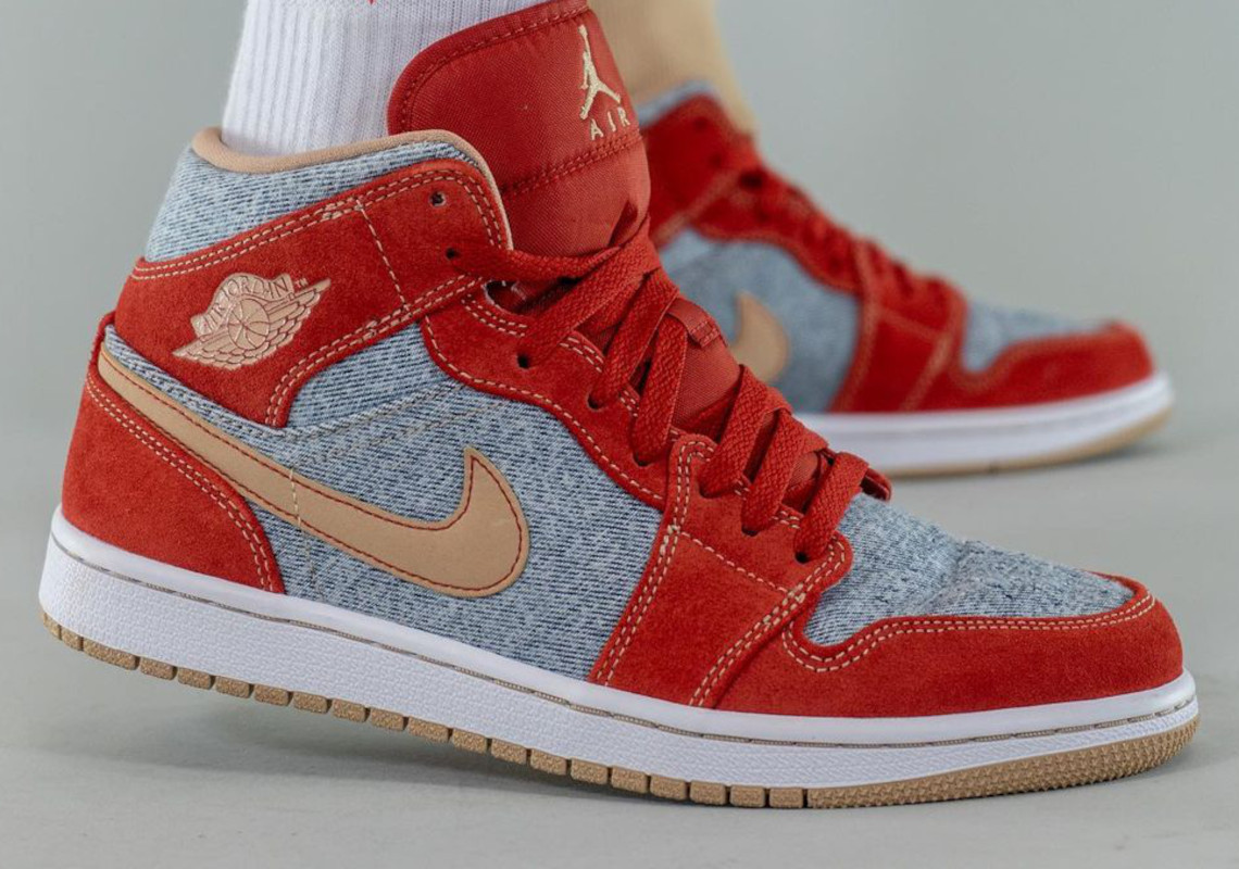 Air Jordan 1 Mid Denim