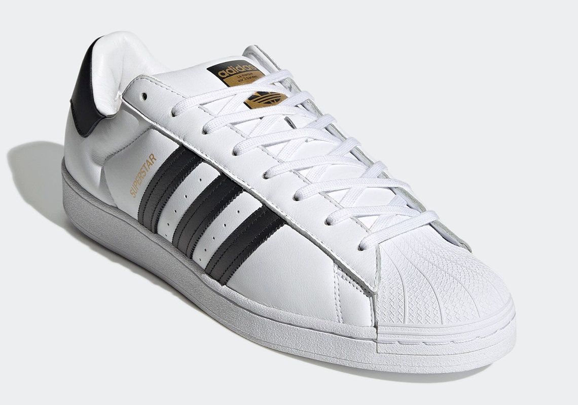 Kerwin Frost adidas Superstar GY5167 3