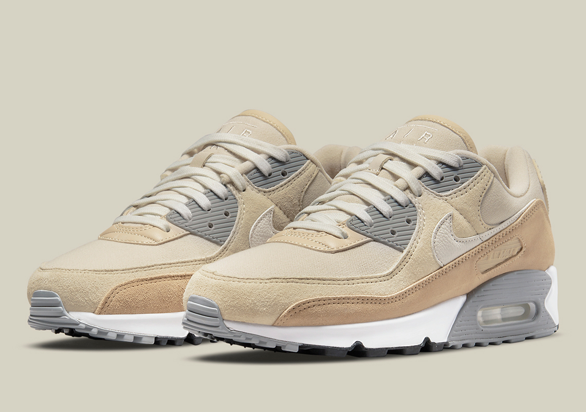 tan nike airmax