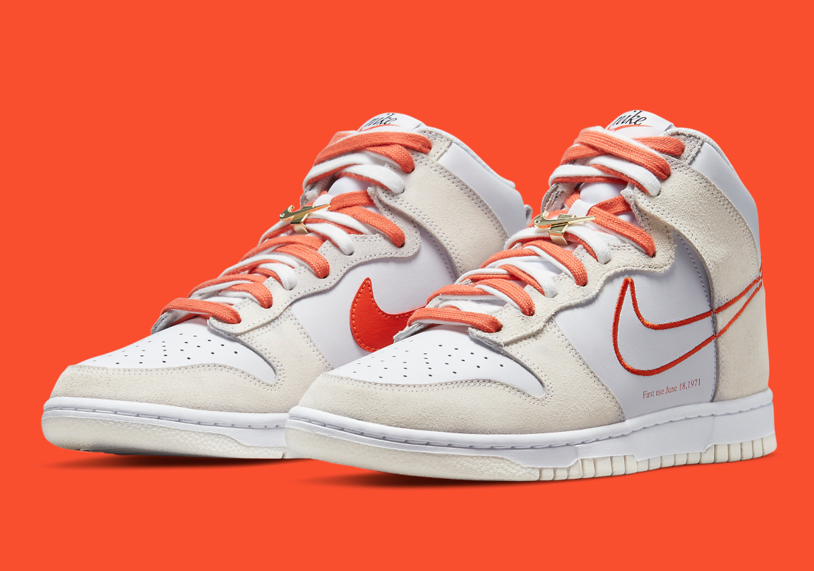 NIKE WMNS DUNK HIGH SE FIRST USE