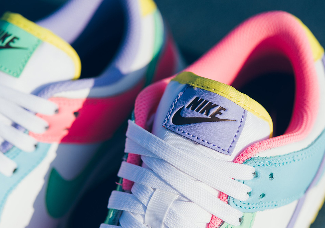 women's nike dunk low se candy