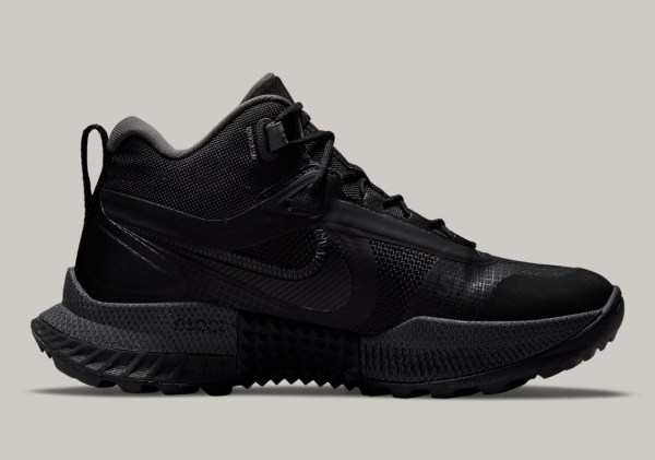 Nike SFB Carbon Mid React Foam CK9951-900 | SneakerNews.com