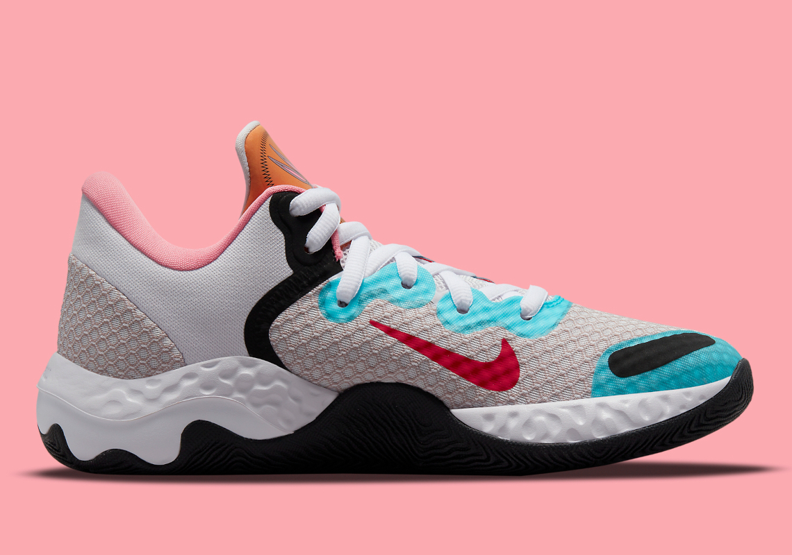 Nike store lola bunny