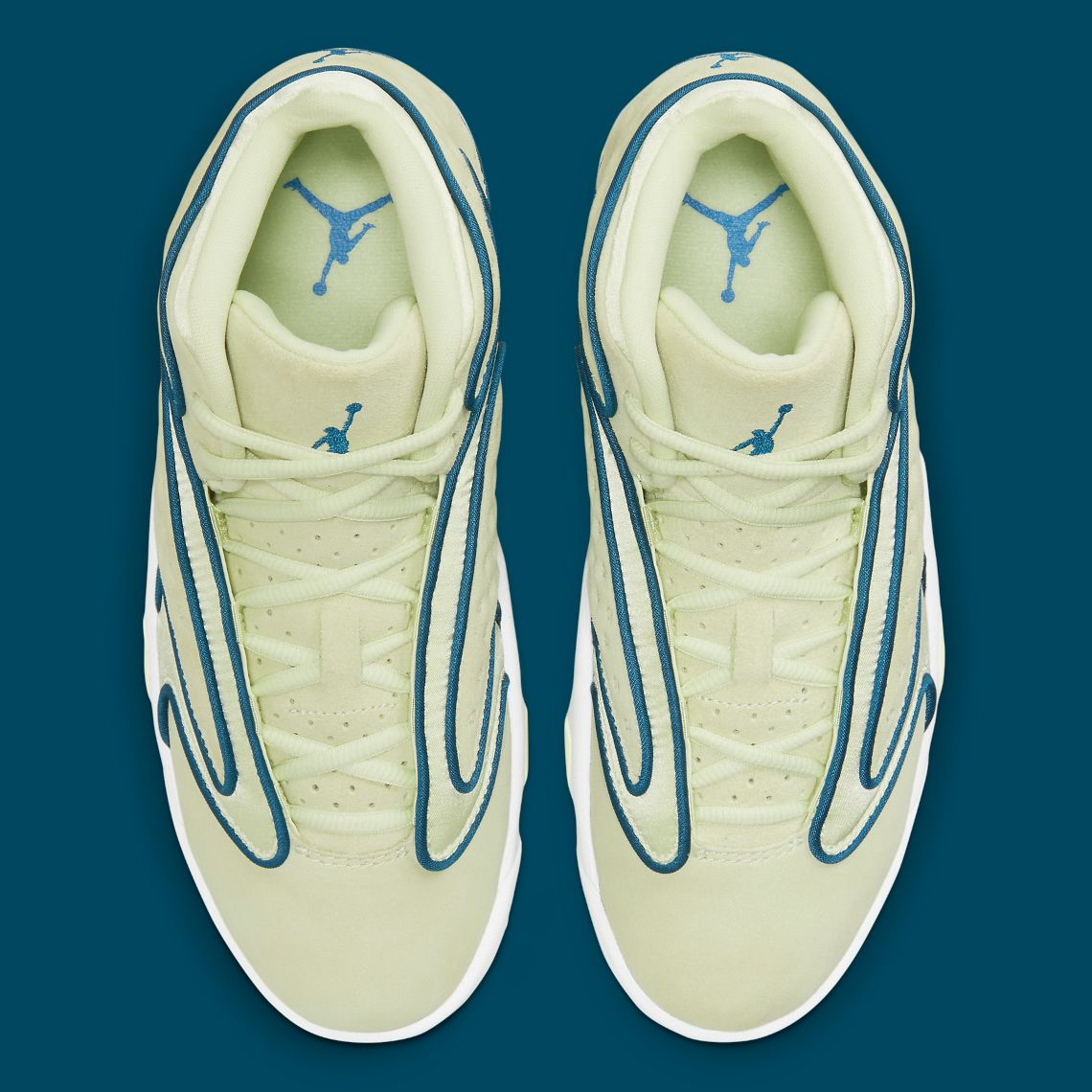 Women's Air Jordan OG 133000-300 Release Date | SneakerNews.com