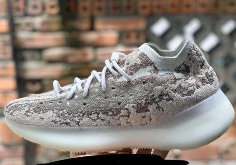 adidas-YEEZY-BOOST-380-Grey-  display picture 2