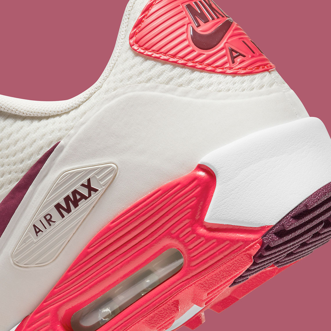 Fusion Red And Dark Beetroot Touches Dress Up The Nike Air Max 90 G Golf 8