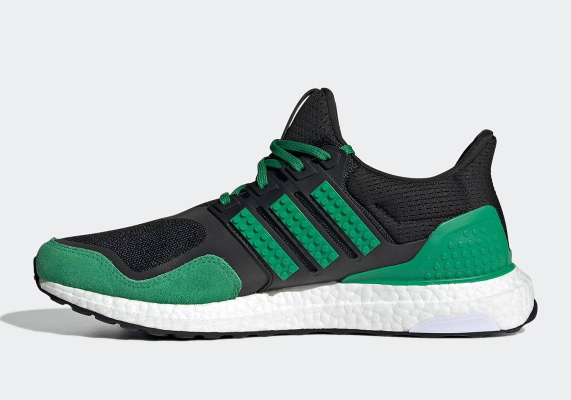 adidas ultra boost black green red