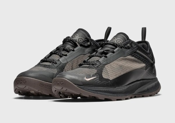 Nike ACG Air Nasu 2 Anthracite DC8296-002 | SneakerNews.com