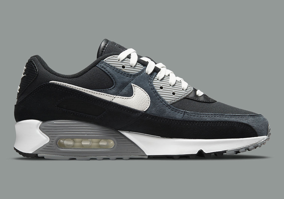 Nike Air Max Grey And Black Sale Outlet, 55% | maikyaulaw.com