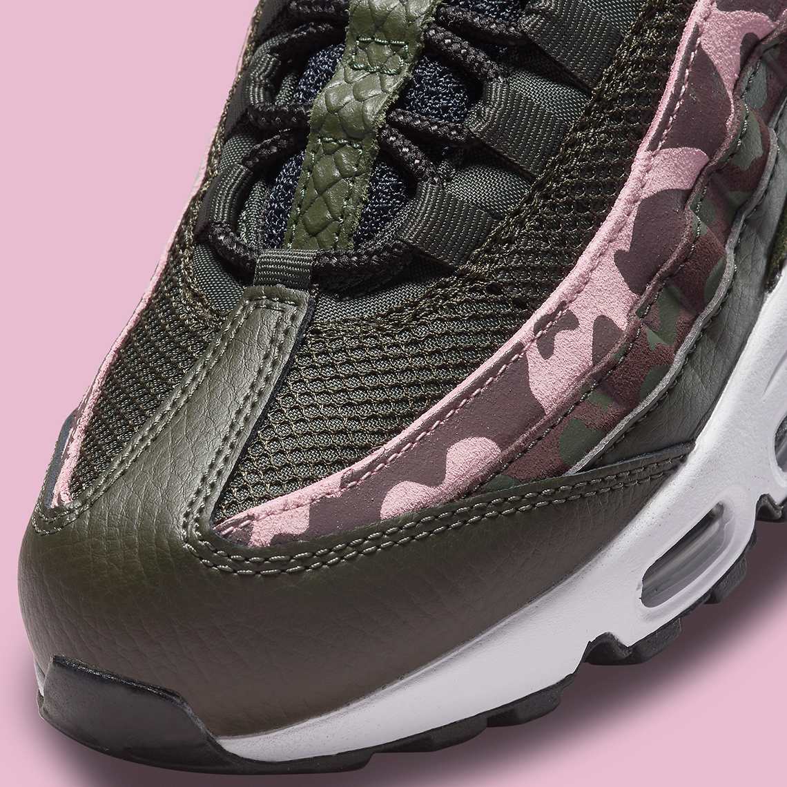 camo and pink air max