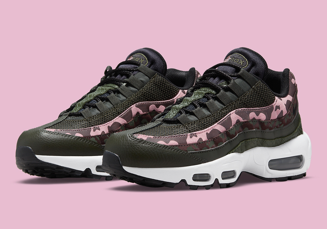 Nike Air Max 95 Camo Olive Pink DN5462-200 | SneakerNews.com