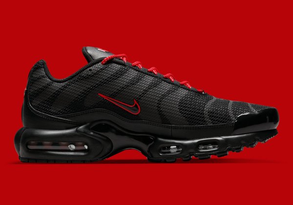 The Nike Air Max Plus Gets Suited In Black Reflective Uppers And Bold ...