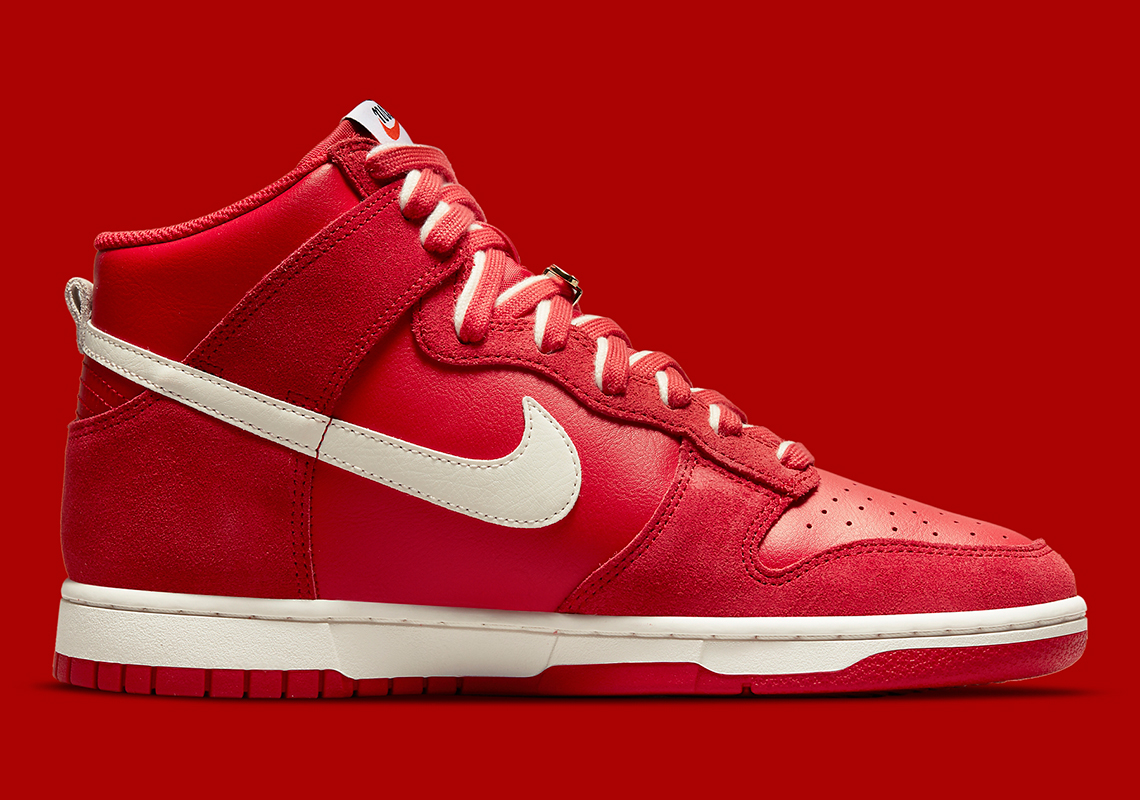 dunk high se red