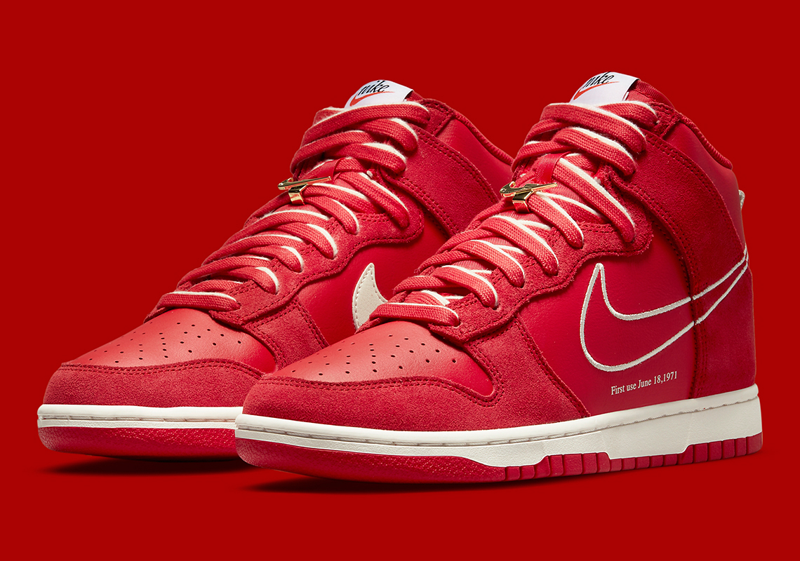 nike dunks high red and white