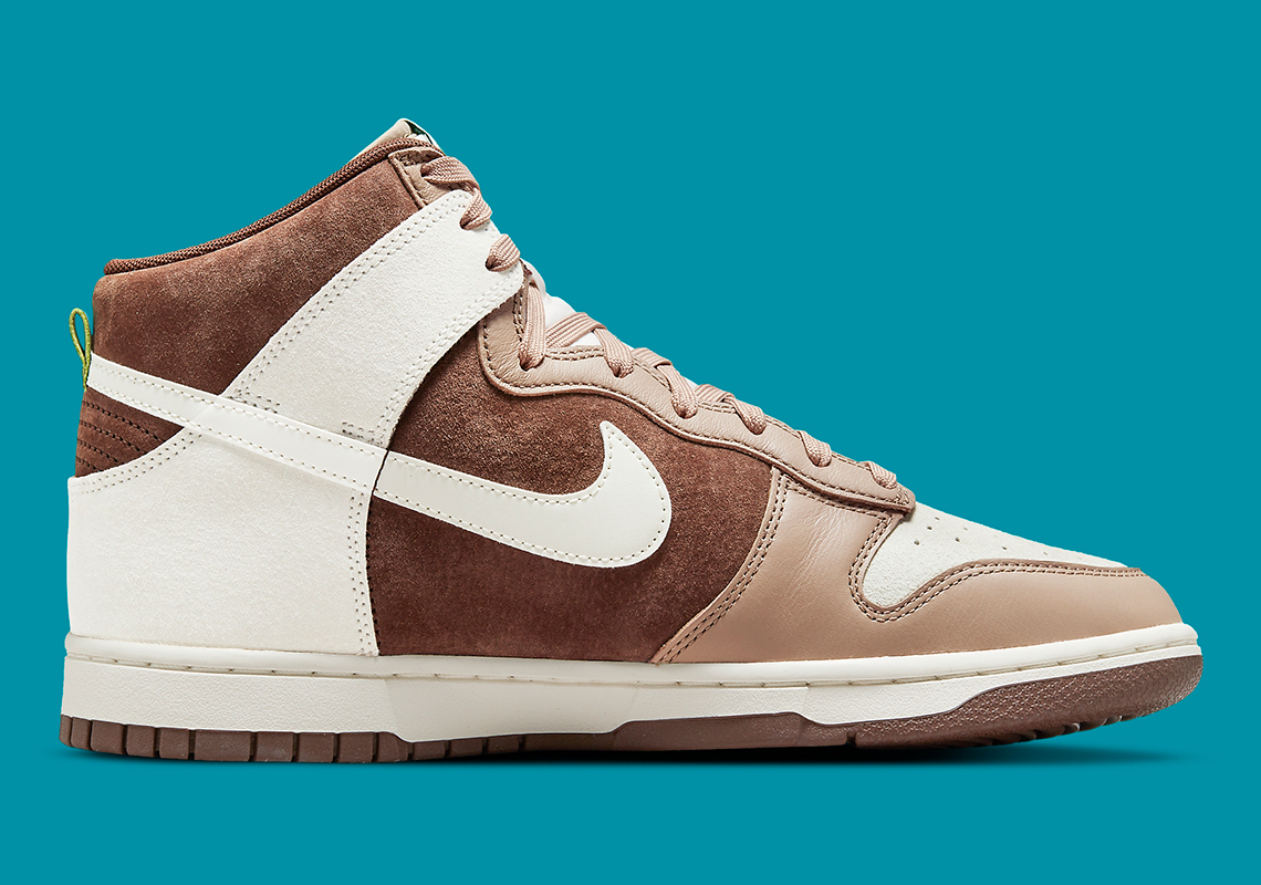 Nike Dunk High Retro Sail Khaki Light Chocolate | SneakerNews.com