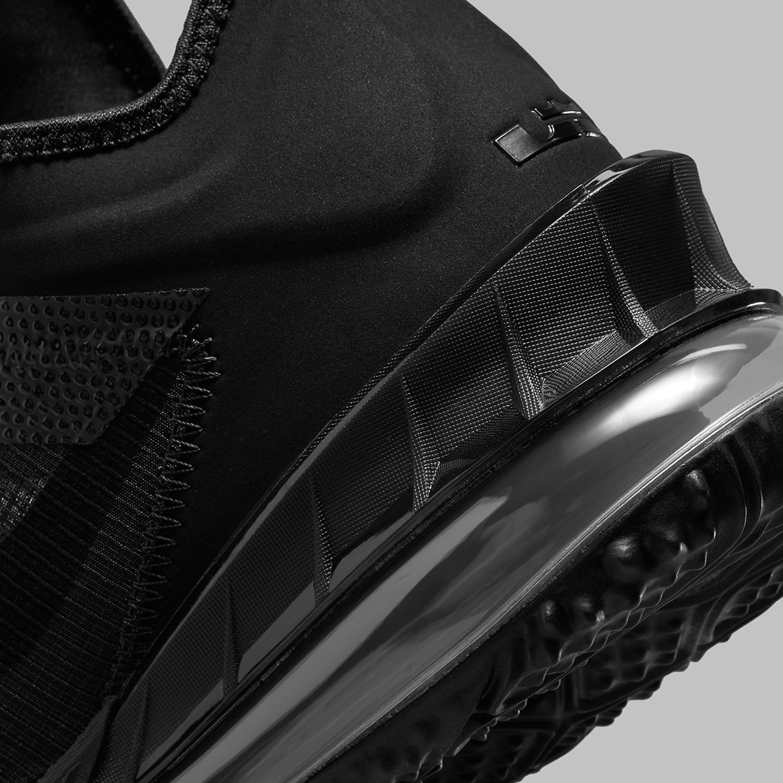 lebron 18 triple black