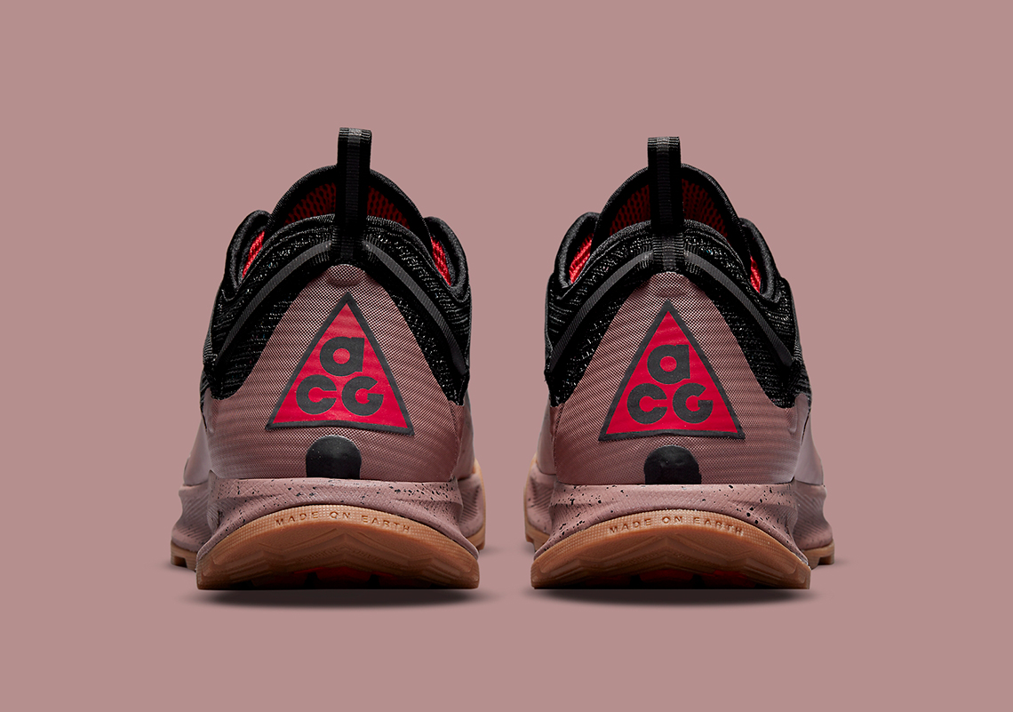 Nike ACG Air Nasu 2 Smokey Mauve DC8296-200 | SneakerNews.com