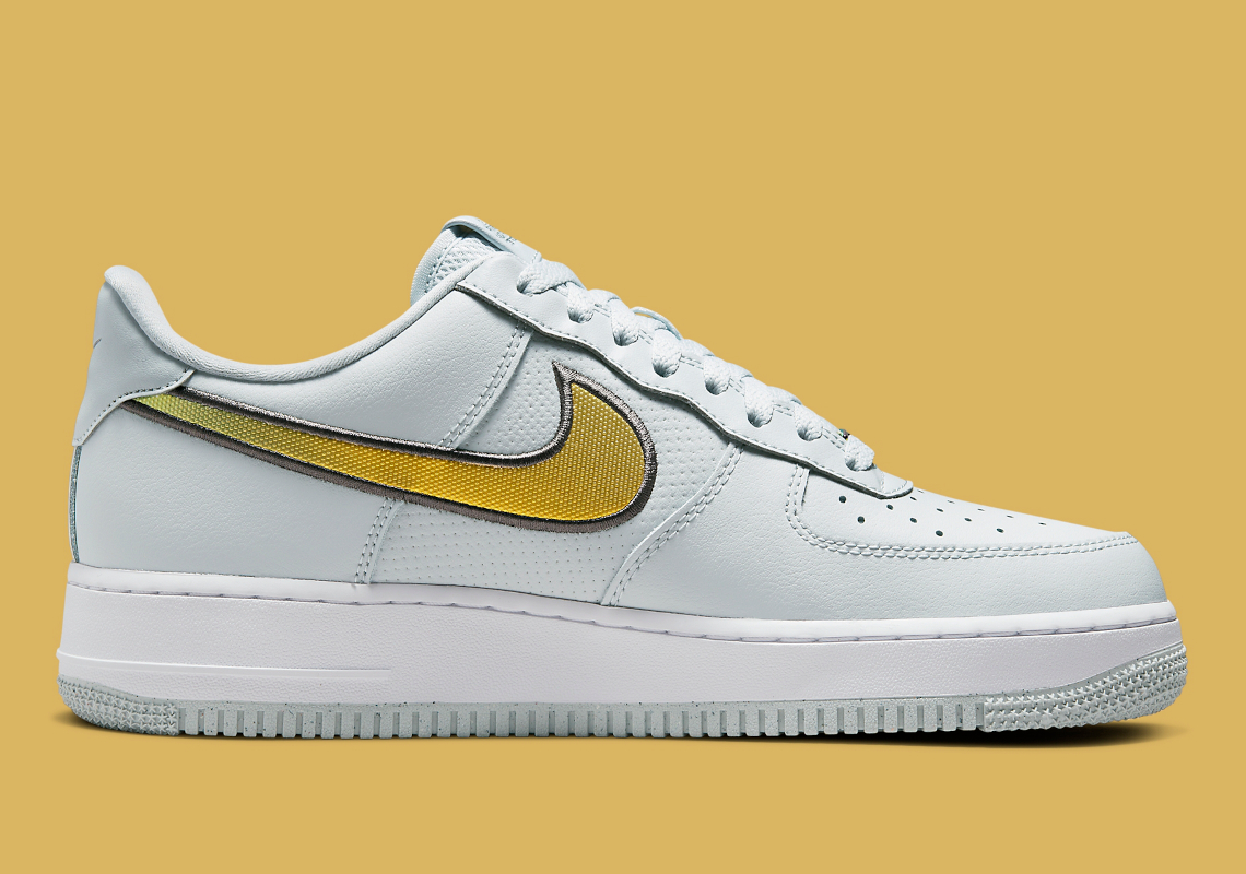 Nike Air Force 1 Low Gradient Swoosh DN4925-001 | SneakerNews.com