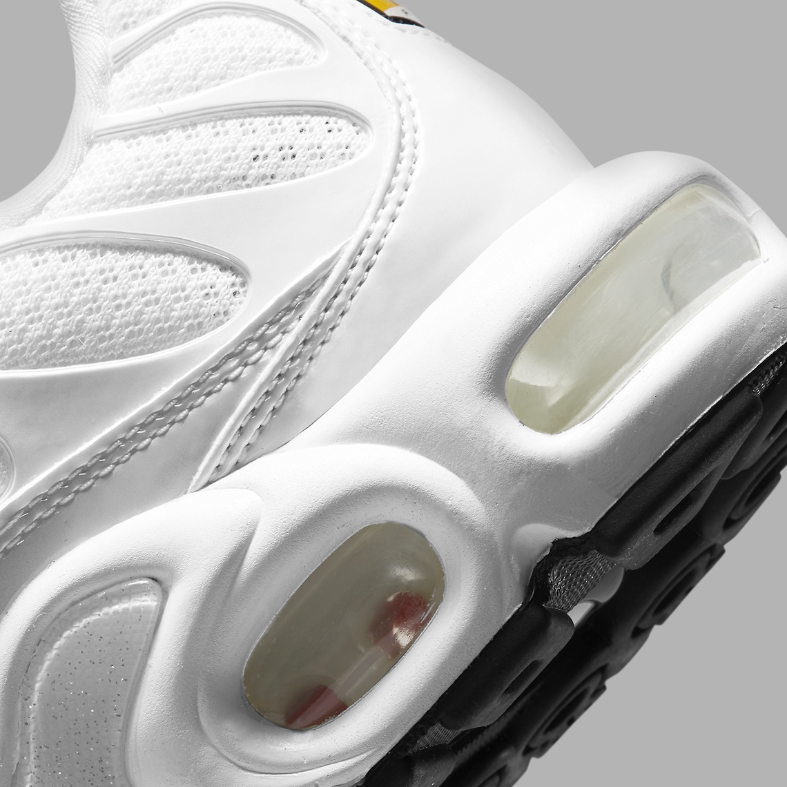 Nike Air Max Plus Womens Triple White 848891-100 | SneakerNews.com