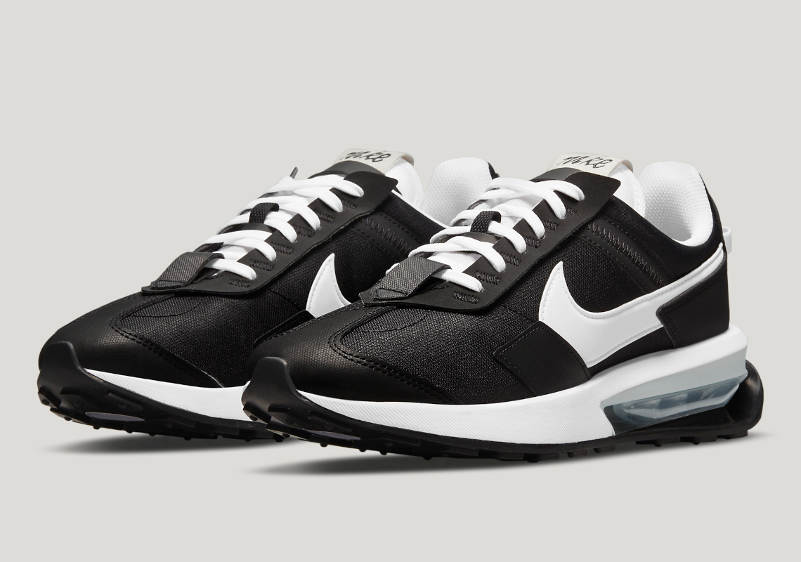 Black and white air hotsell max nike