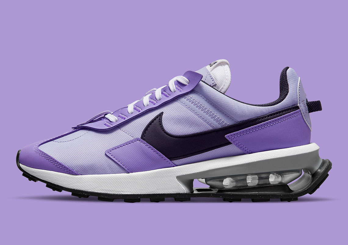 new purple nike shoes