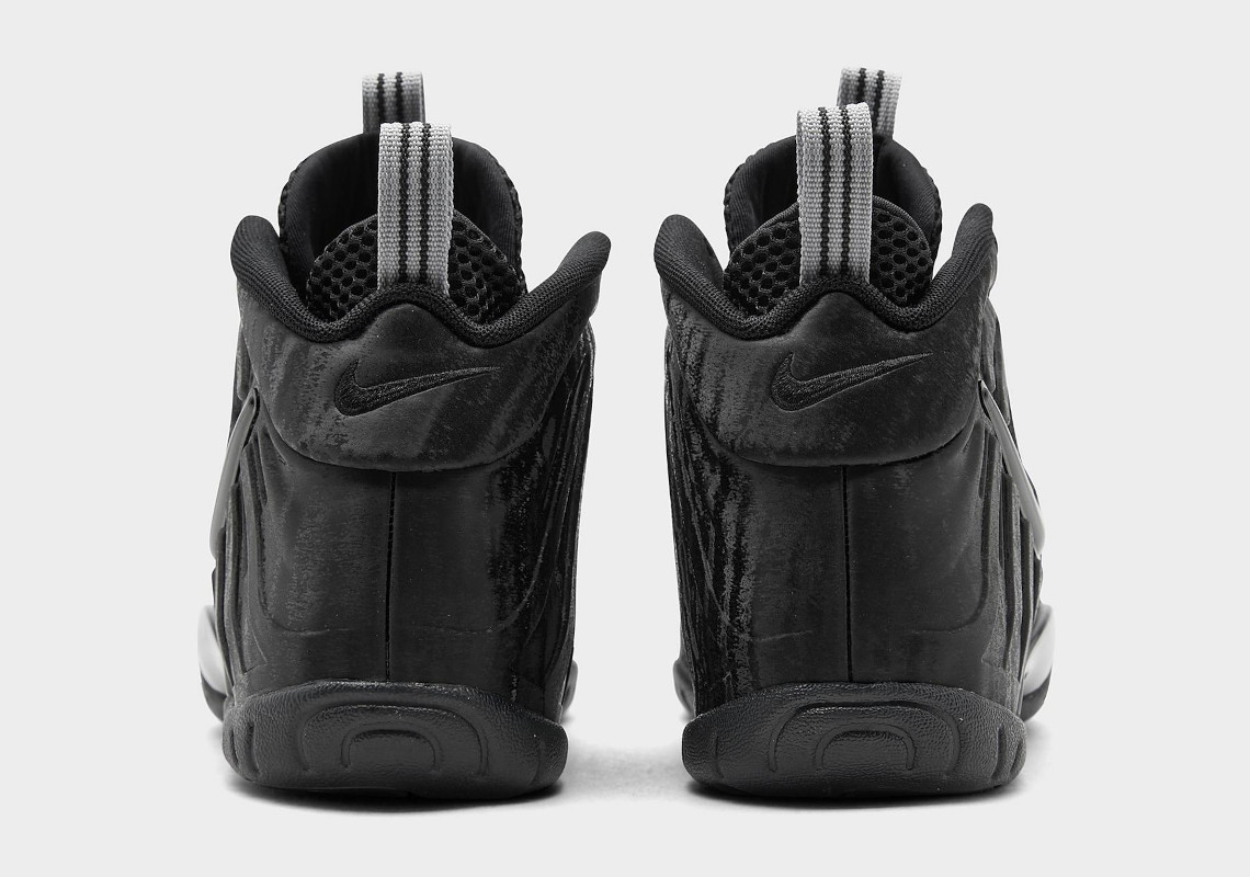 nike posite black